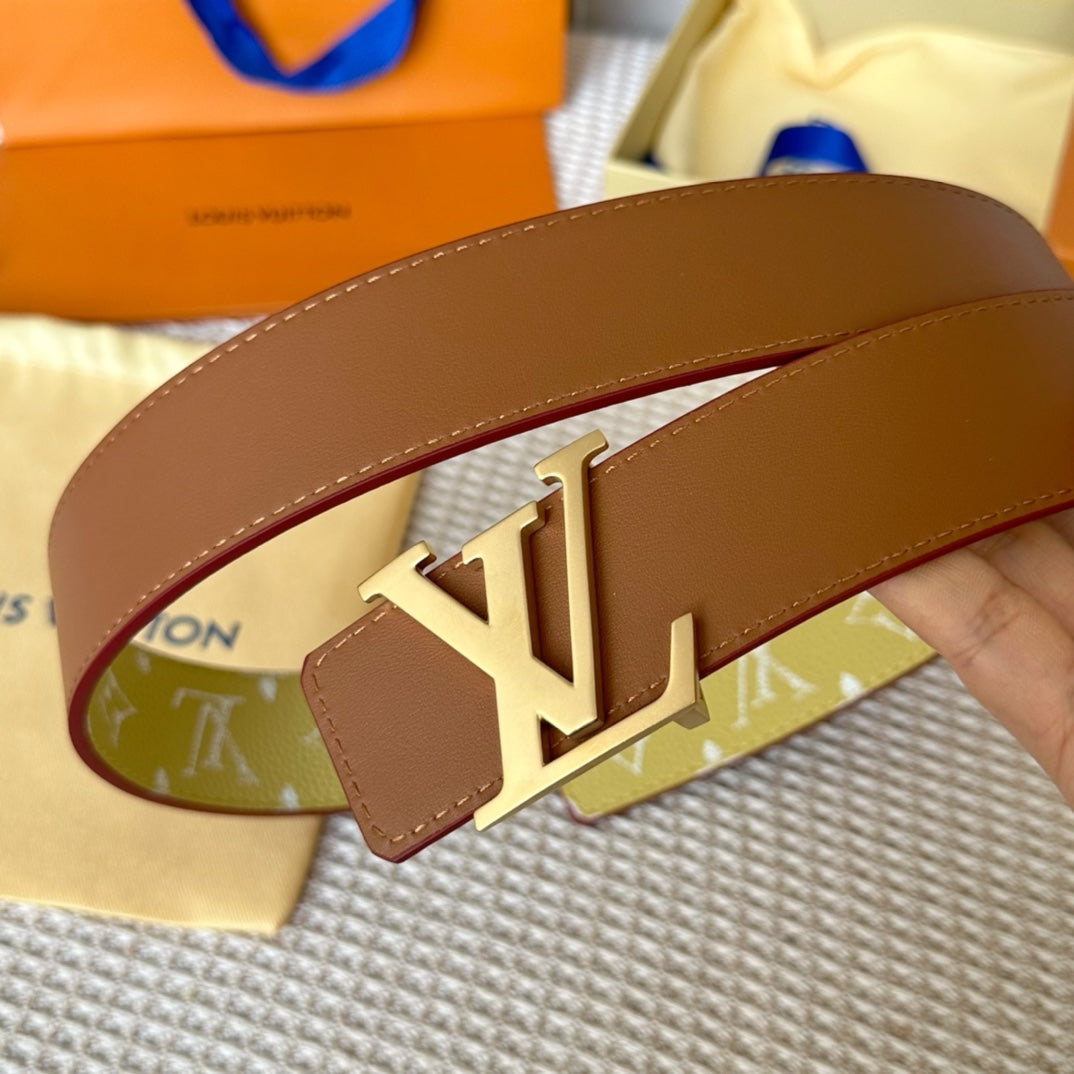 14E131PDE Stylish  High quality belt With full package