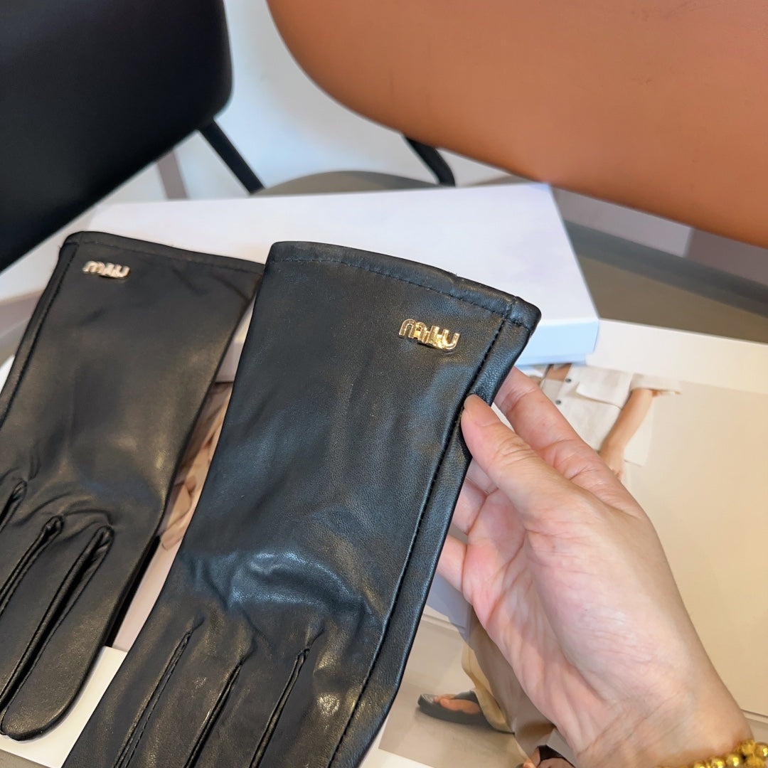 14A65SDE Stylish gloves