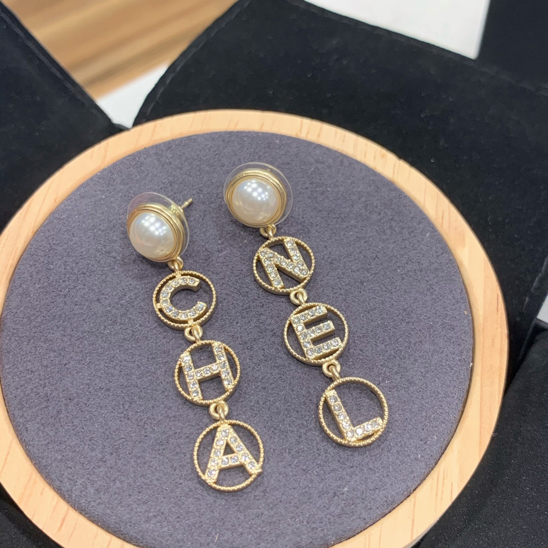 1YC236EDE Stylish Earrings