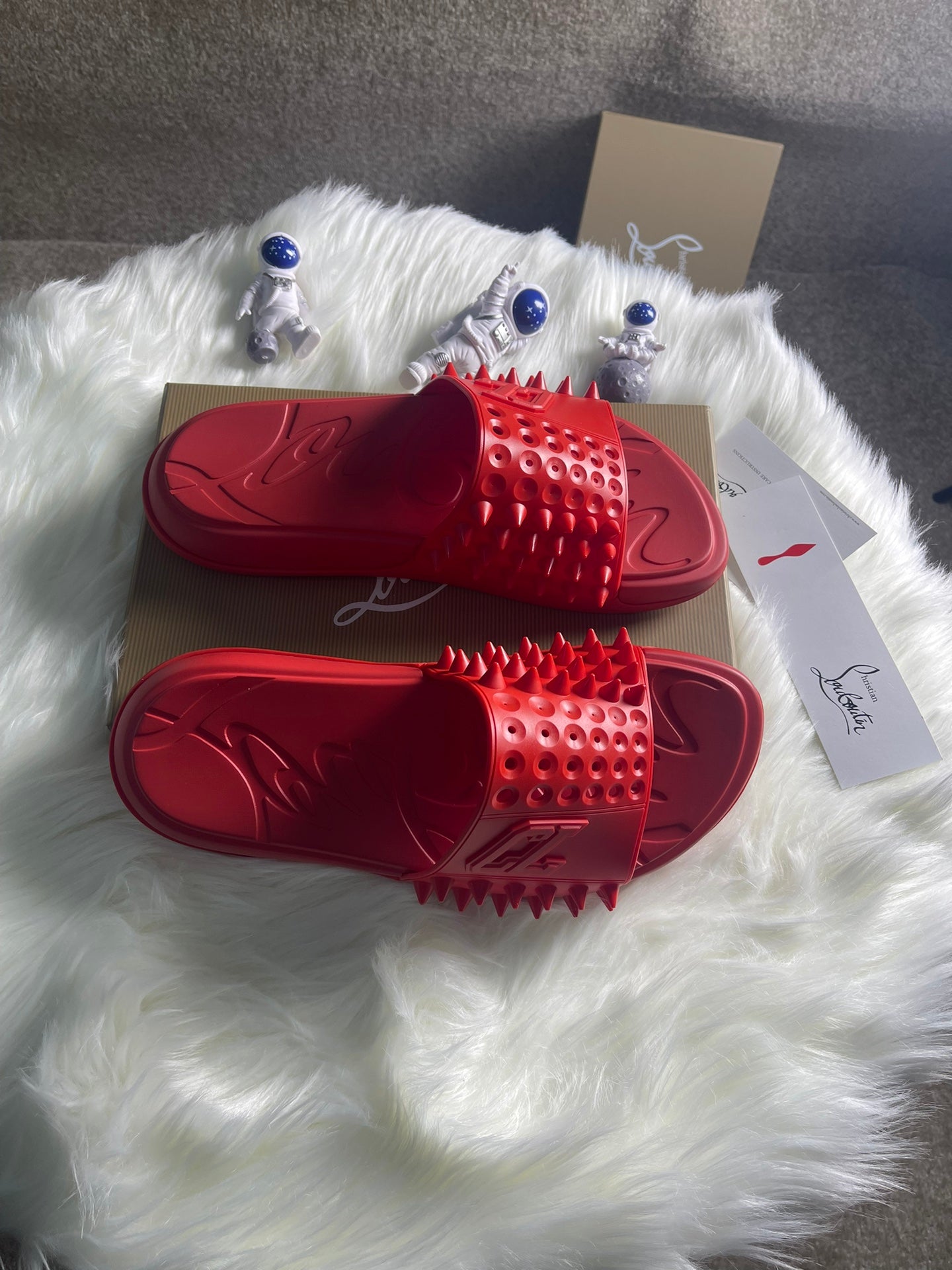 J4A22ZDE Stylish Slippers