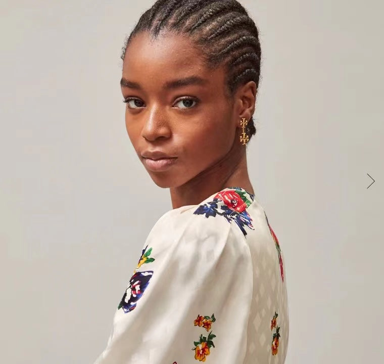 14A468EDE Stylish Earrings