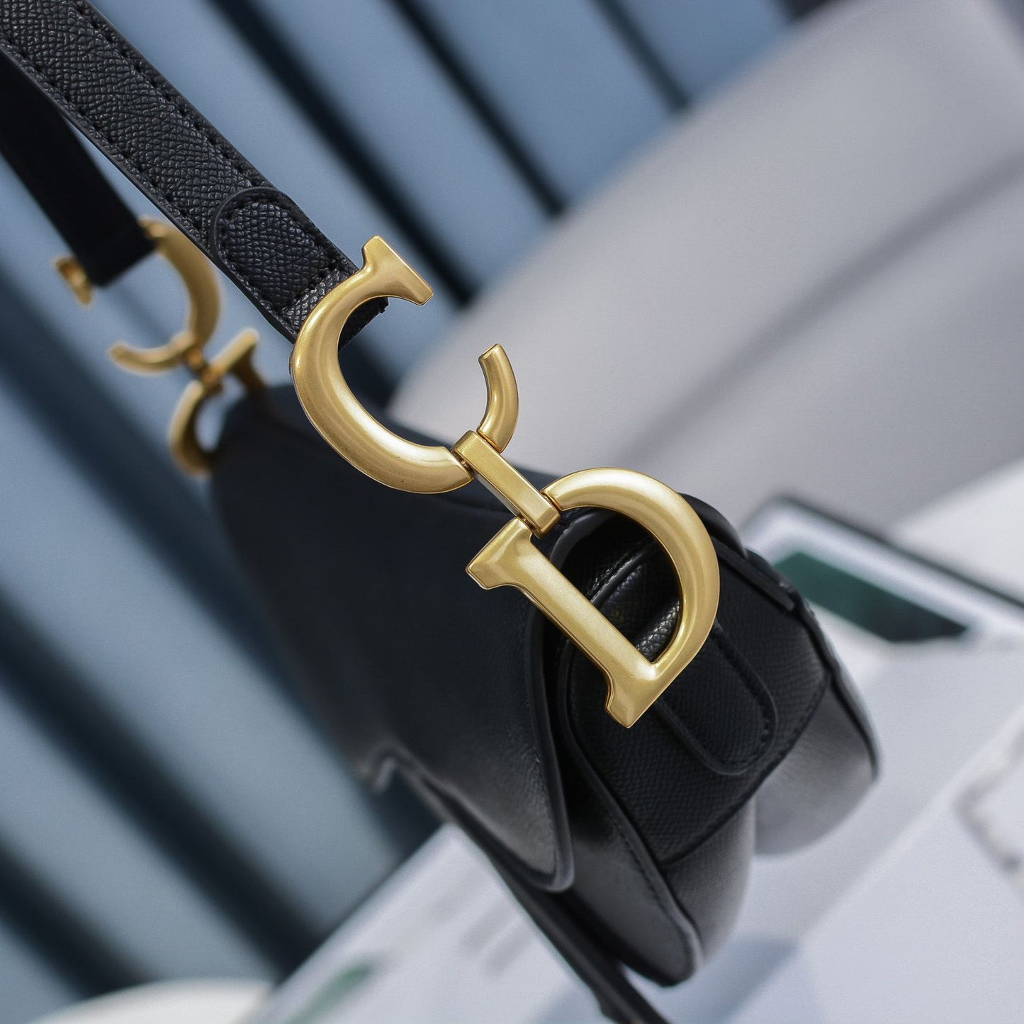 5E15BDE Stylish leather bag 