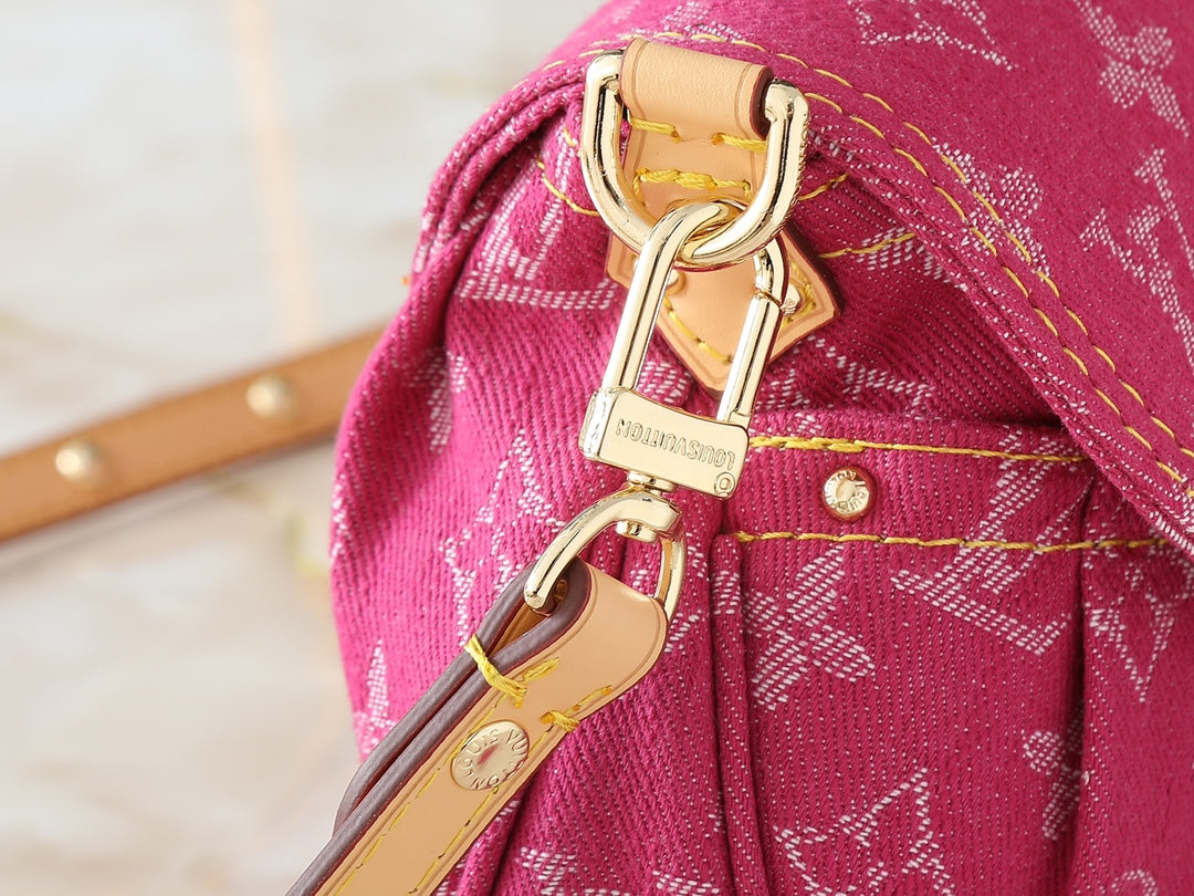 165NB118BDE Stylish bag