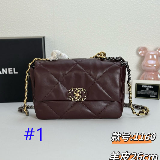 1WC85BDE Stylish leather bag