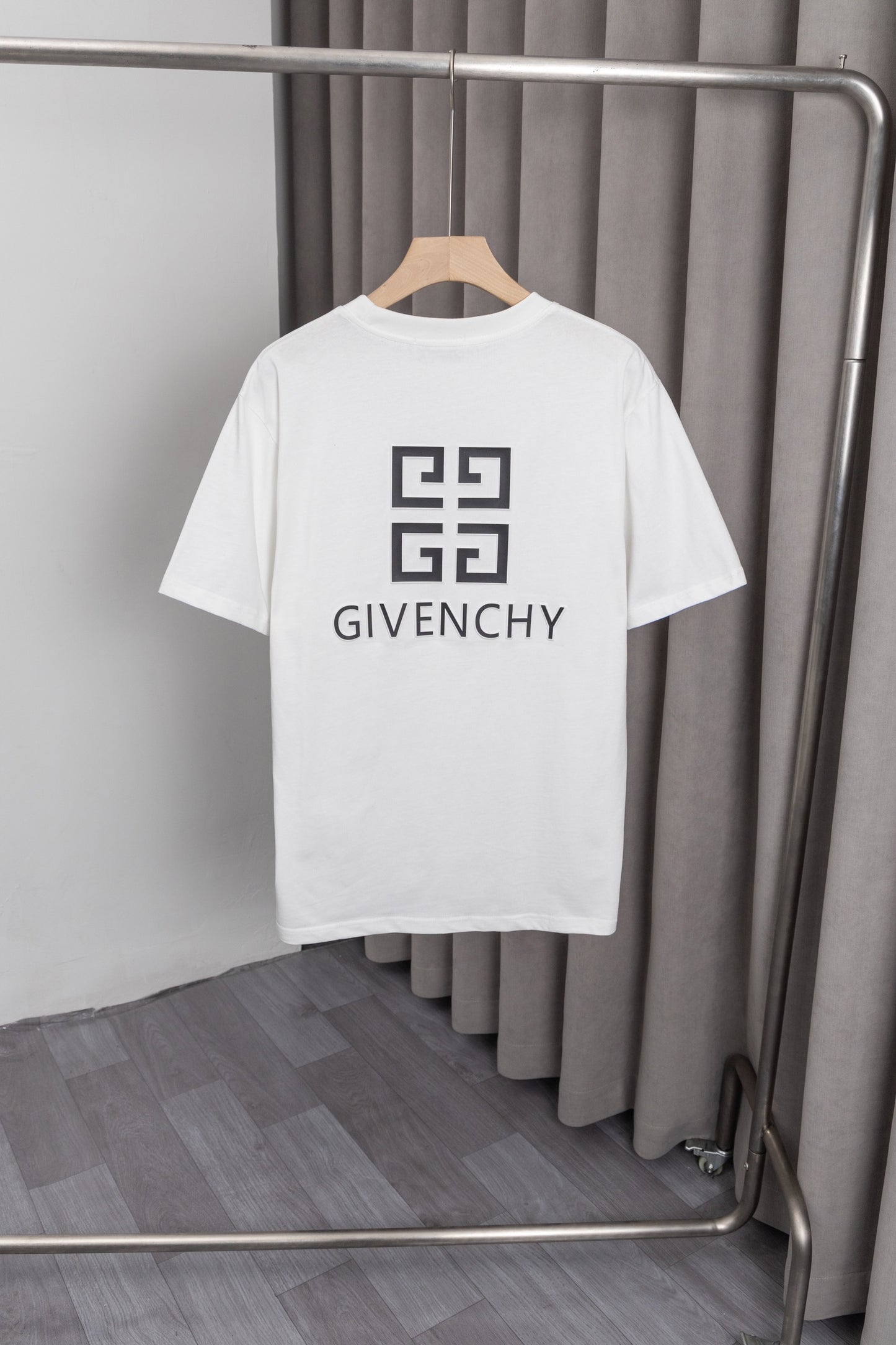 125WA2UDE Stylish T-shirts