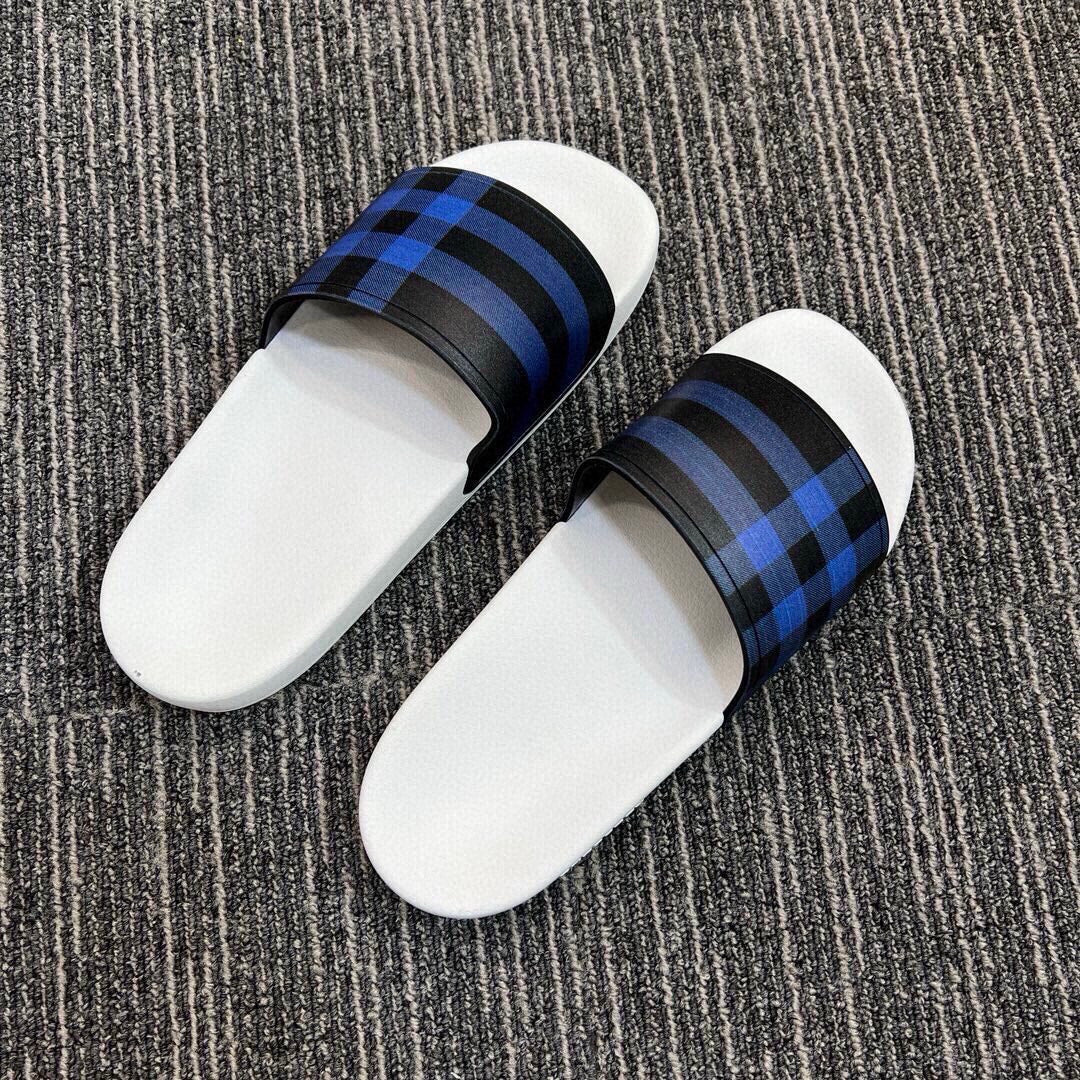 535ZR262ZDE Stylish Slippers