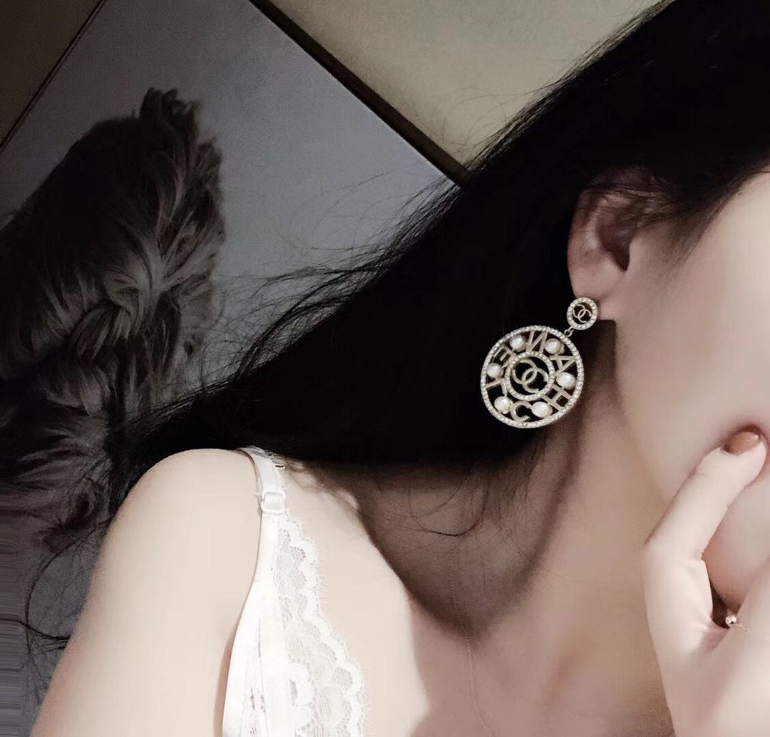 1YC238EDE Stylish Earrings