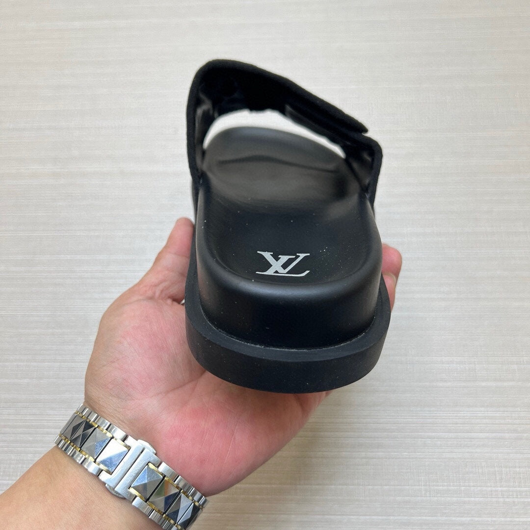 5WE251ZDE Stylish Slippers