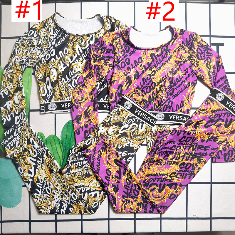 14V156YDE Stylish Long sleeve swimsuit