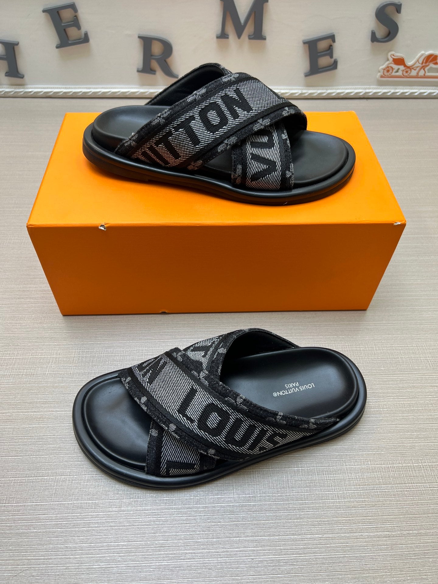 535ZE273ZDE Stylish Slippers