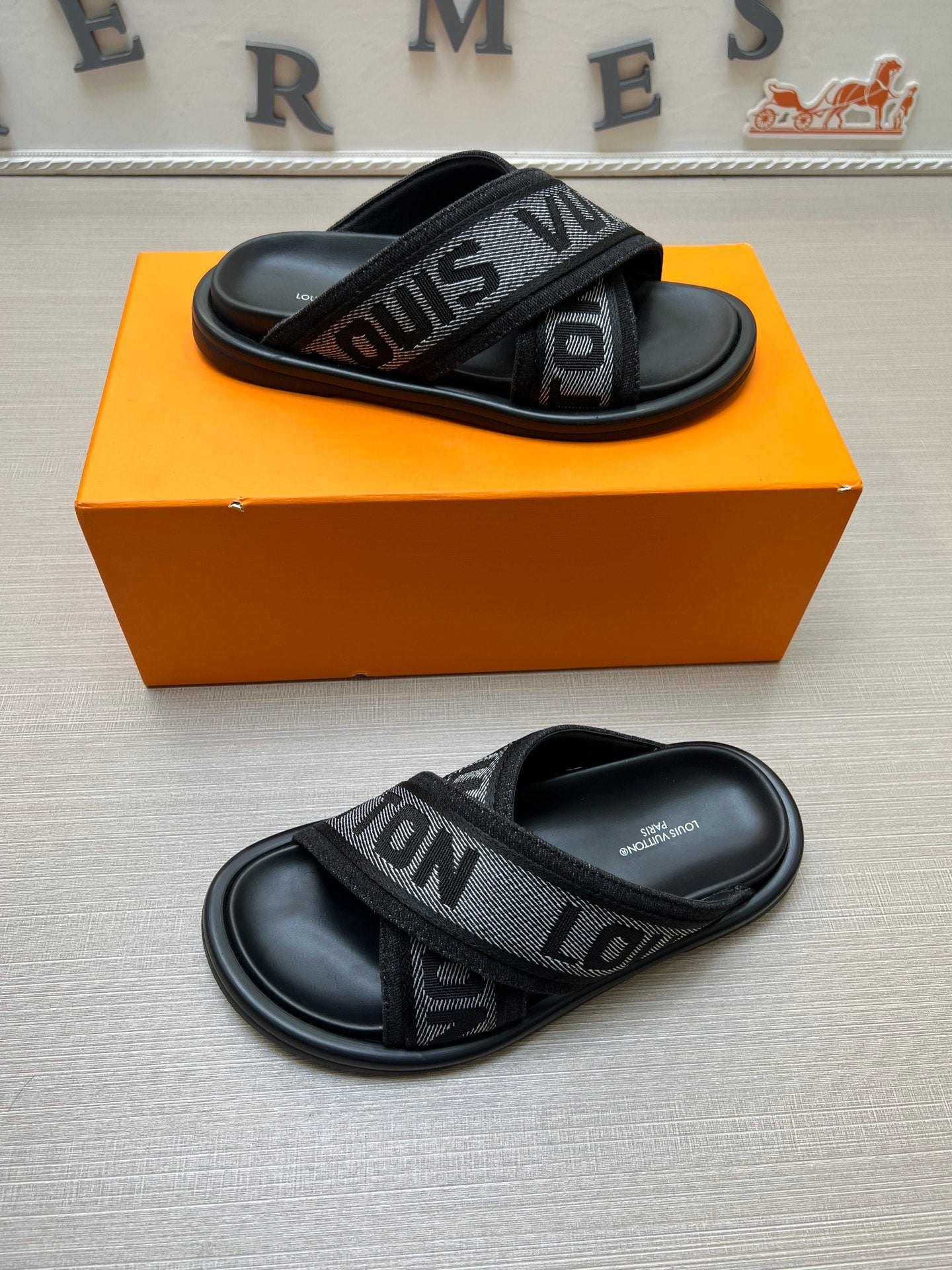 535ZE273ZDE Stylish Slippers