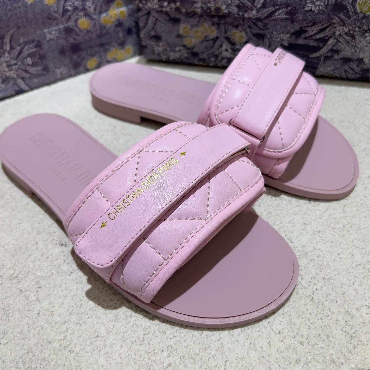14D79ZDE Stylish Slippers