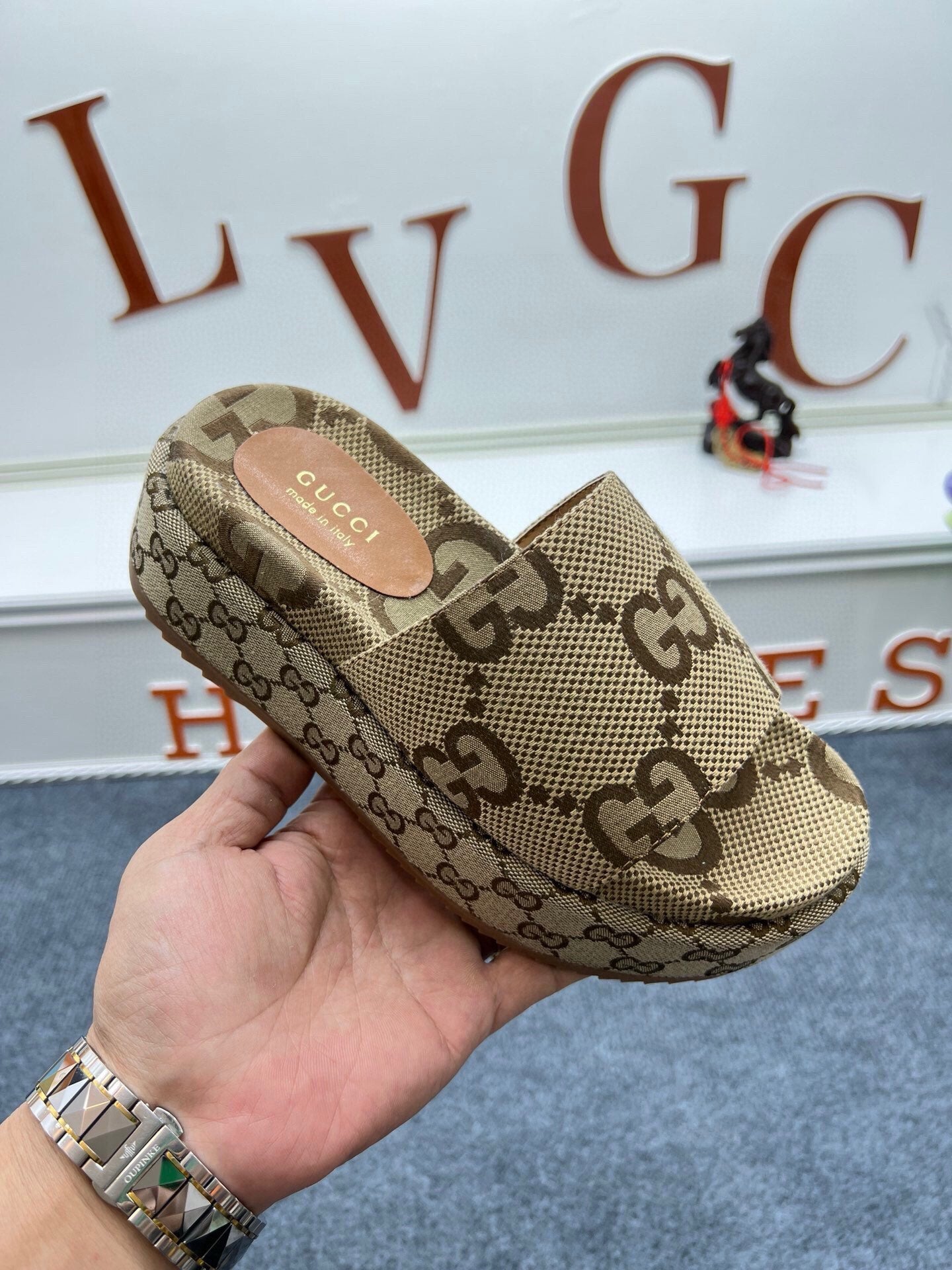 54B122ZDE Stylish slippers  Sole thickness 5.5cm