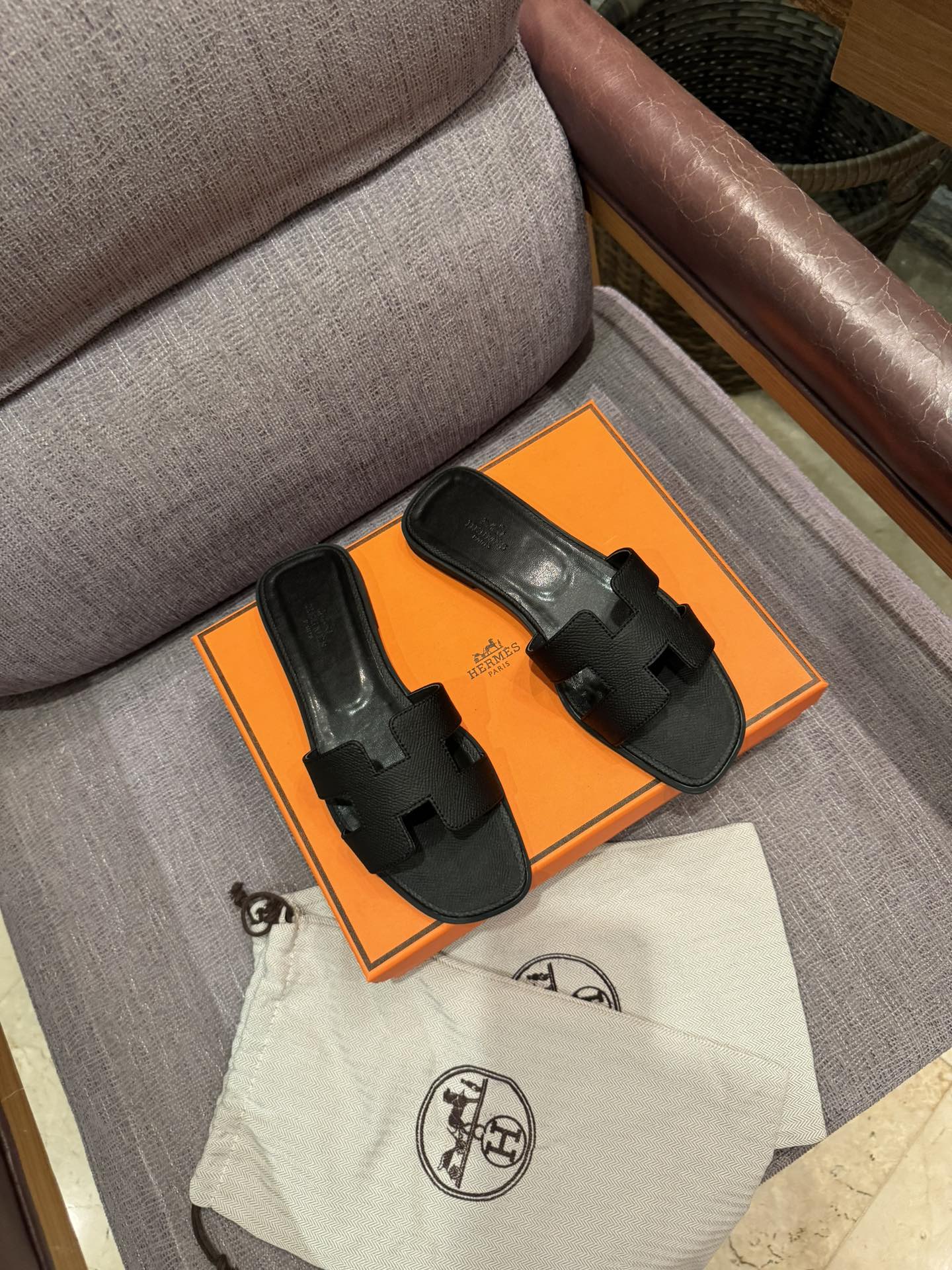 1ZH238ZDE Stylish Slippers