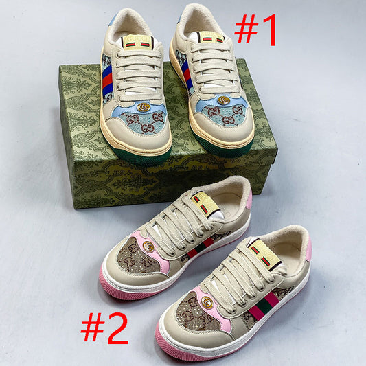 4YB60ZDE Stylish Sneakers