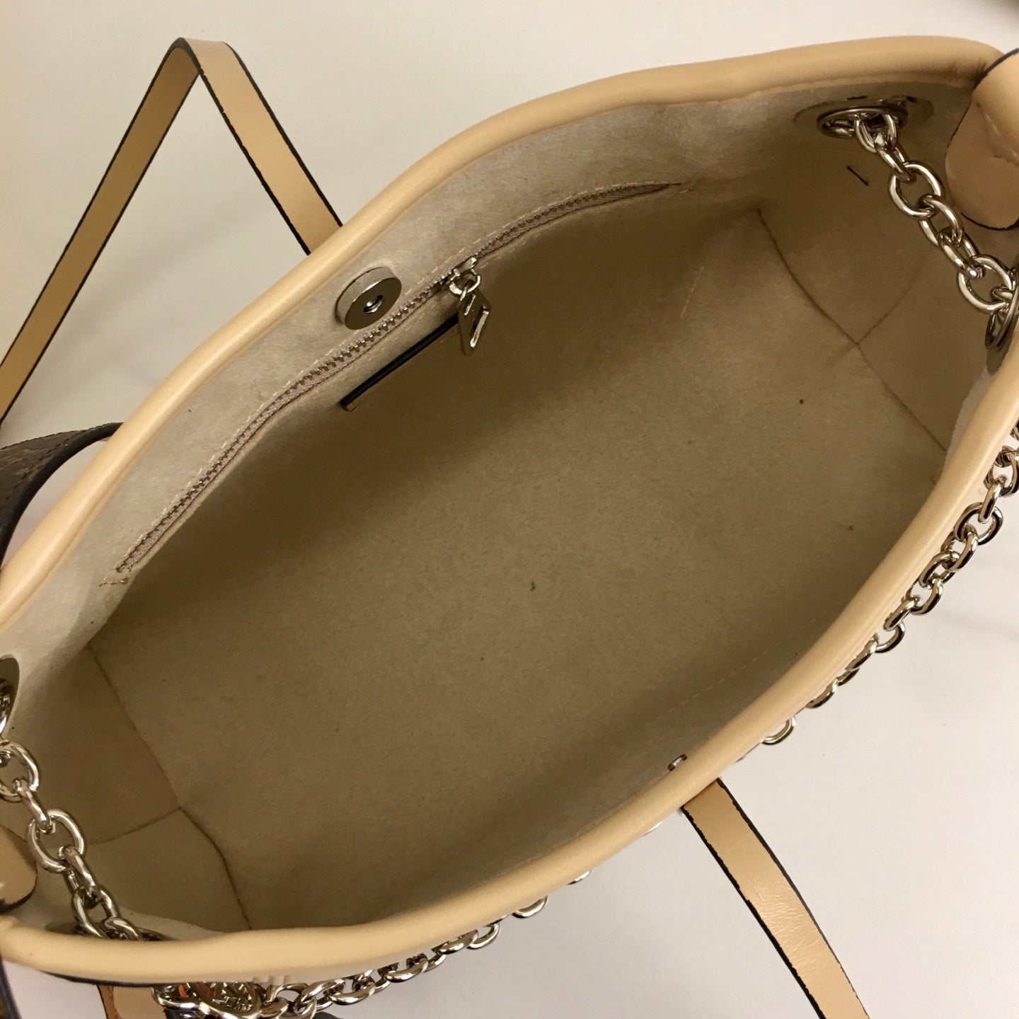 1WE113BDE Stylish leather bag