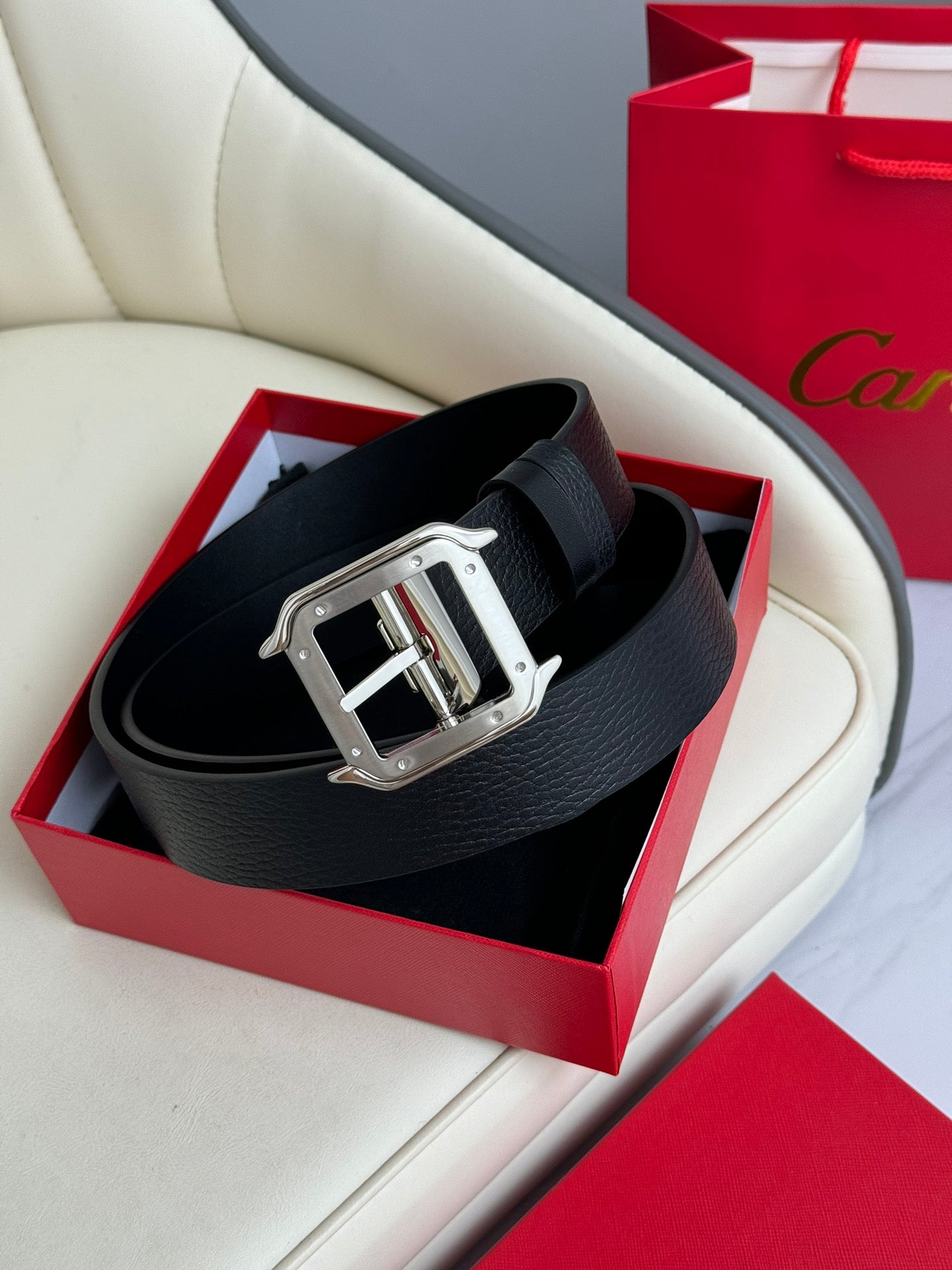 1WK174PDE Stylish  High quality belt With full package