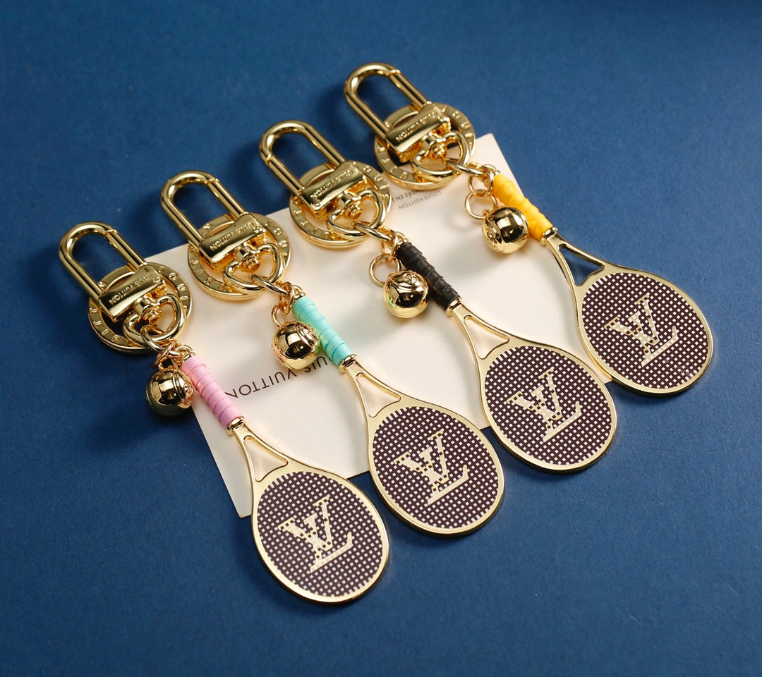 3RE27ADE Stylish key closure