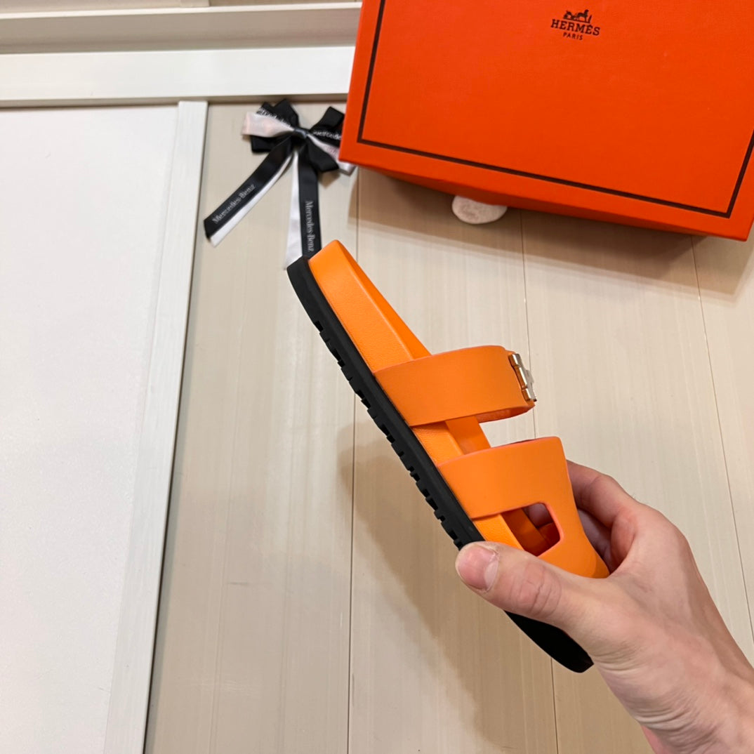 14H207ZDE Stylish Slippers