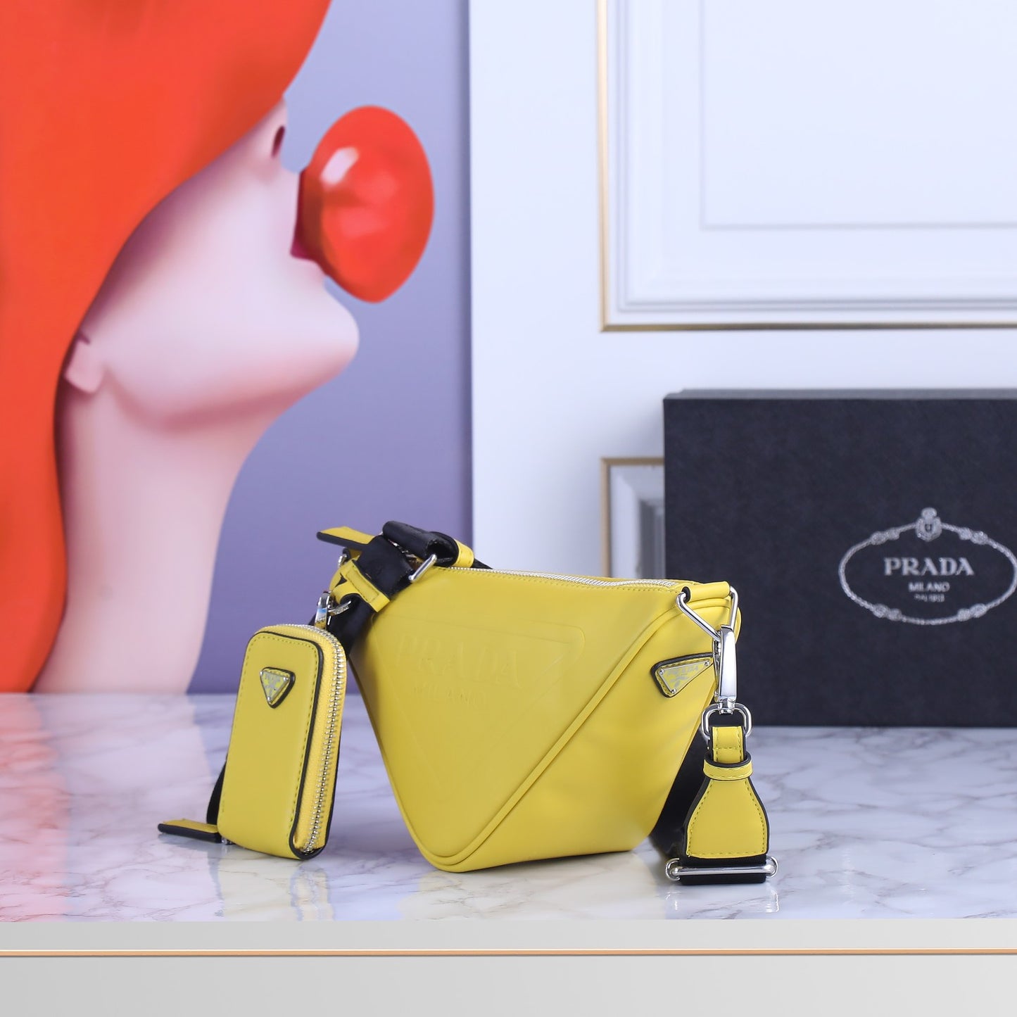 1XPD82BDE Stylish leather bag 