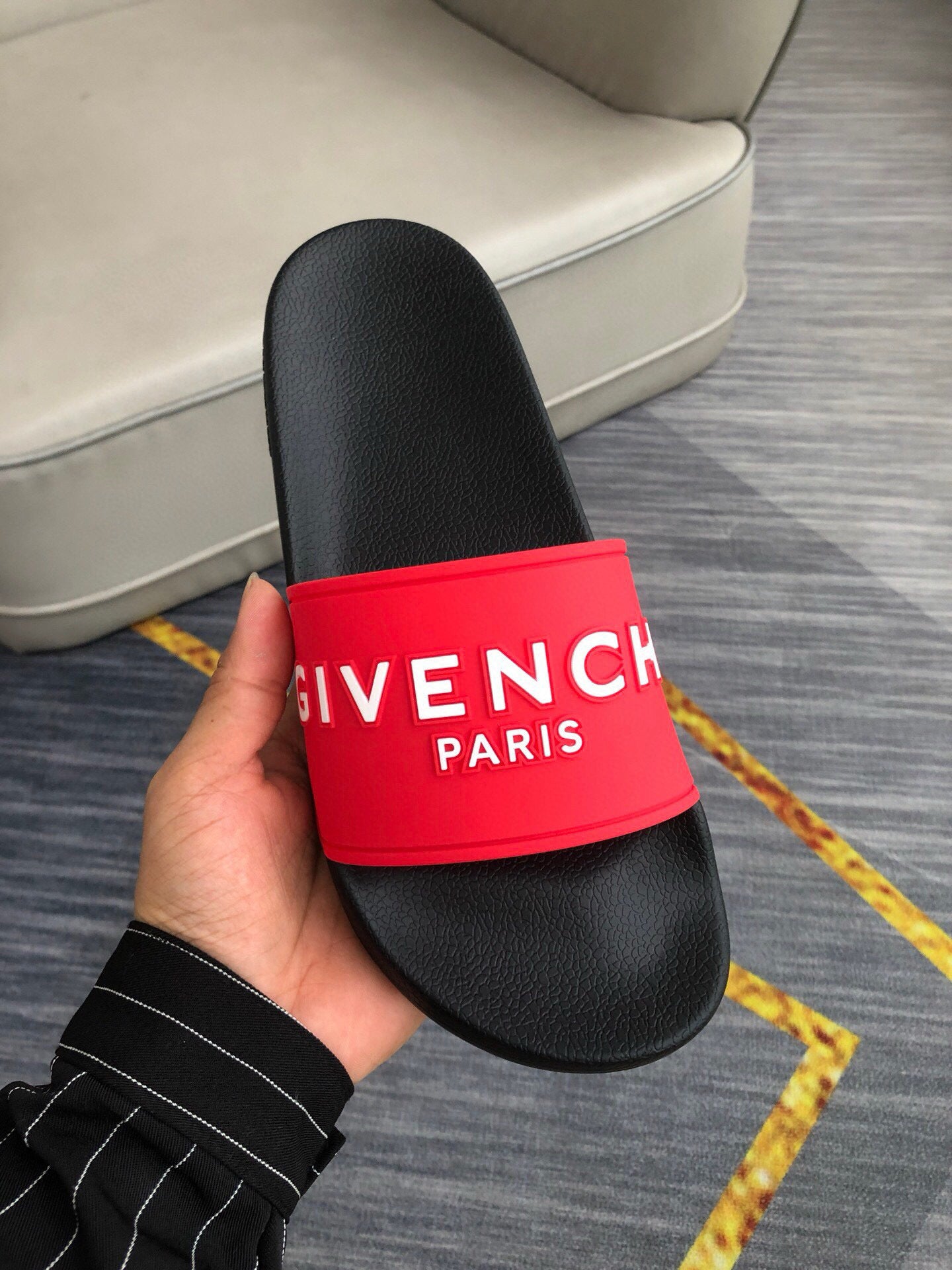 535ZGV265ZDE Stylish Slippers