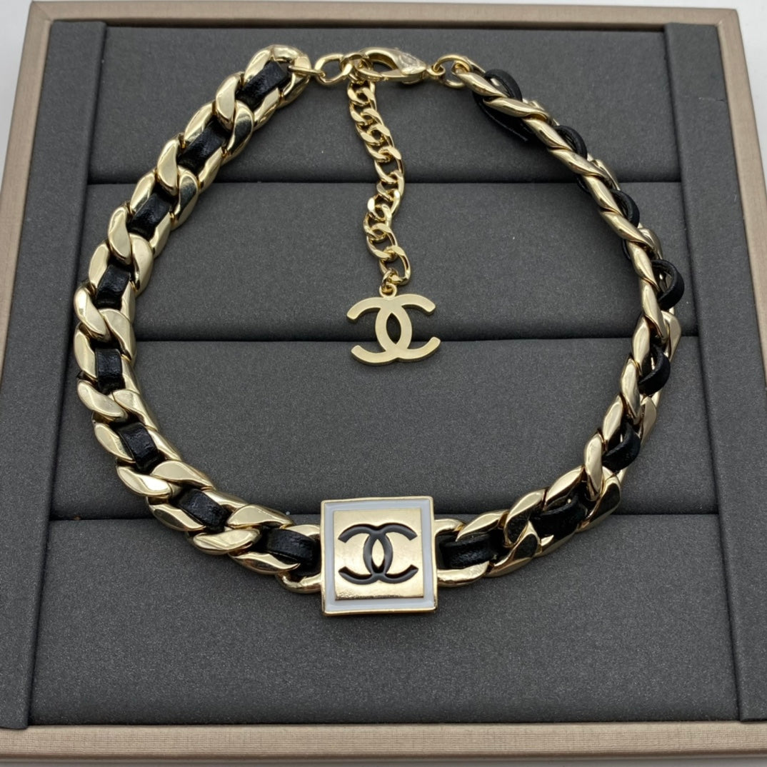 1NV82XDE Stylish  necklace bracelet earrings