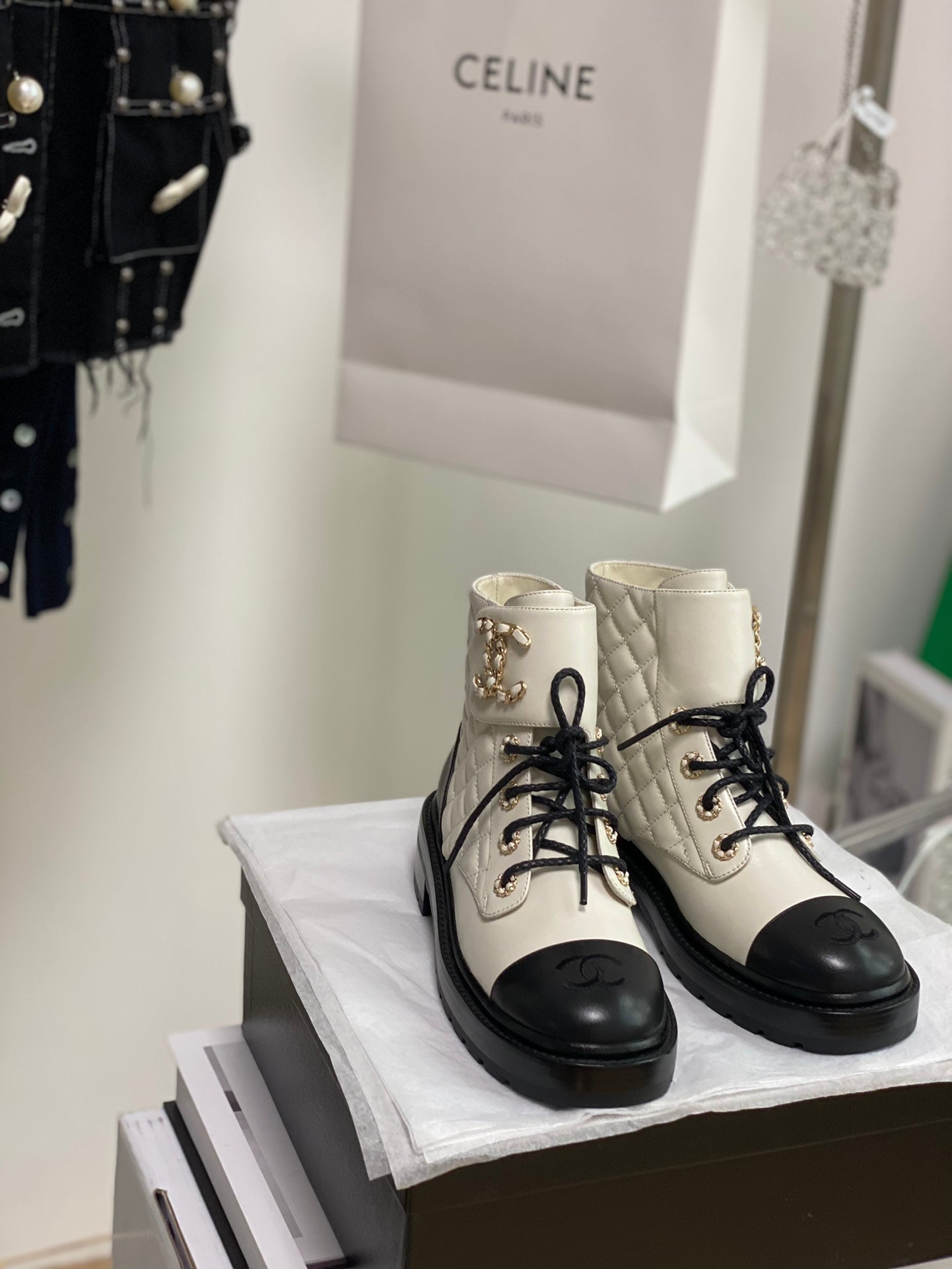 1JC10ZDE Stylish boots