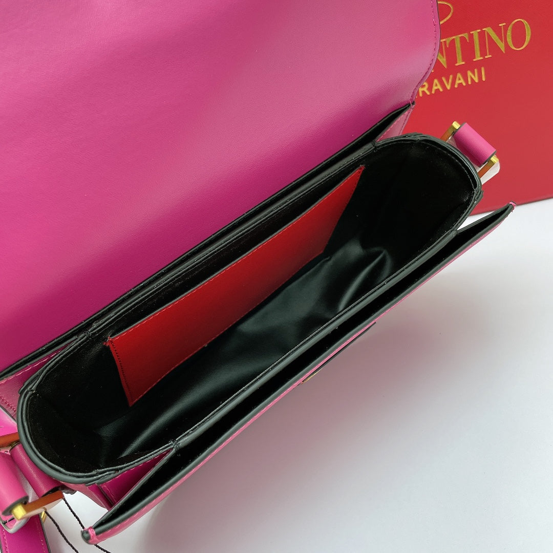 5A45BDE Stylish leather bag 