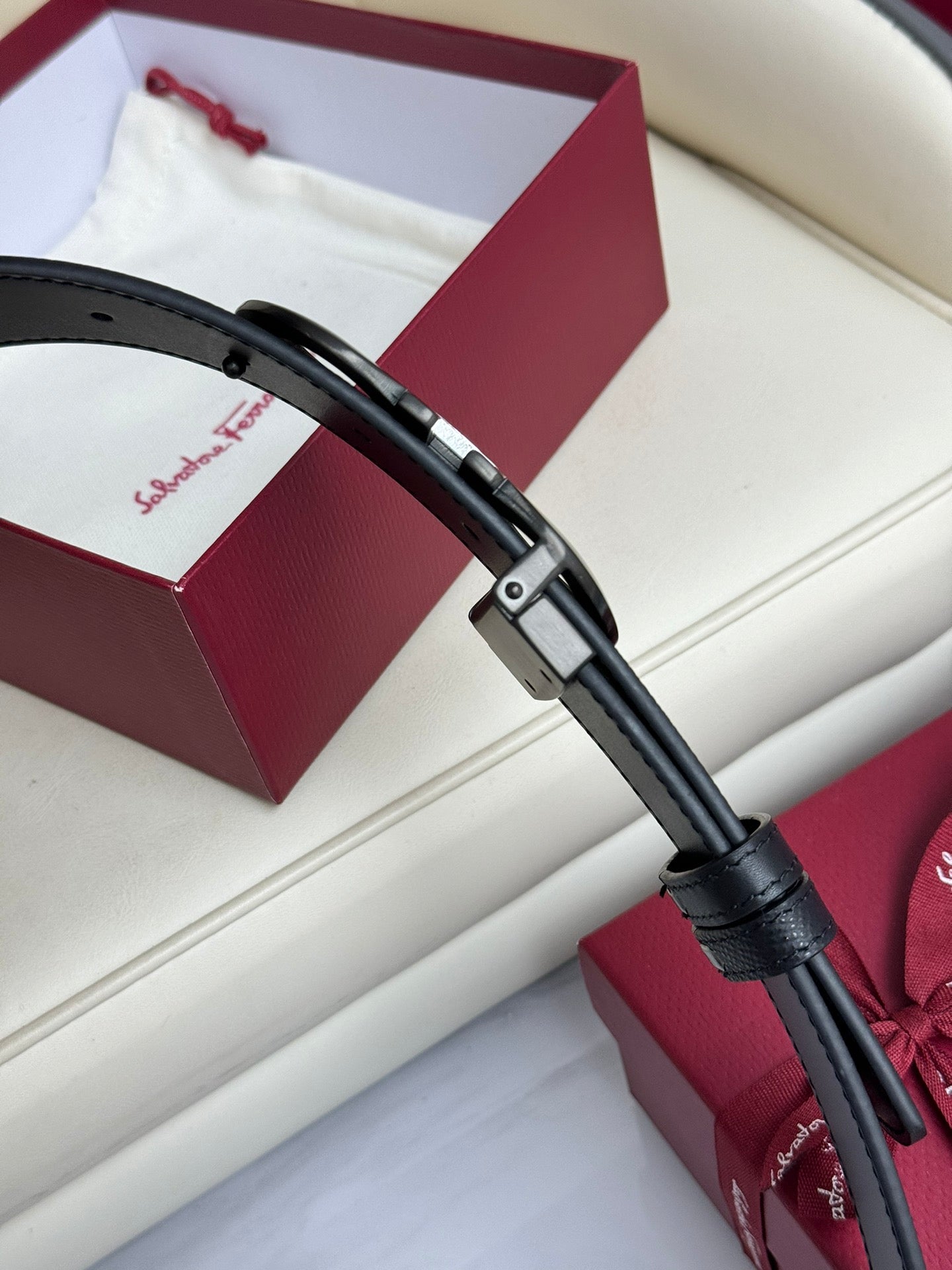 1WA170PDE Stylish  High quality belt With full package