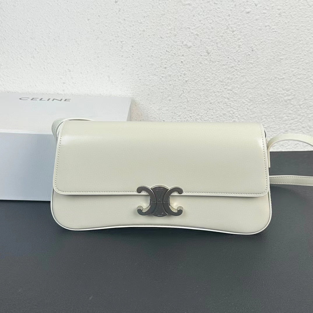 1XE271BDE Stylish leather bag 