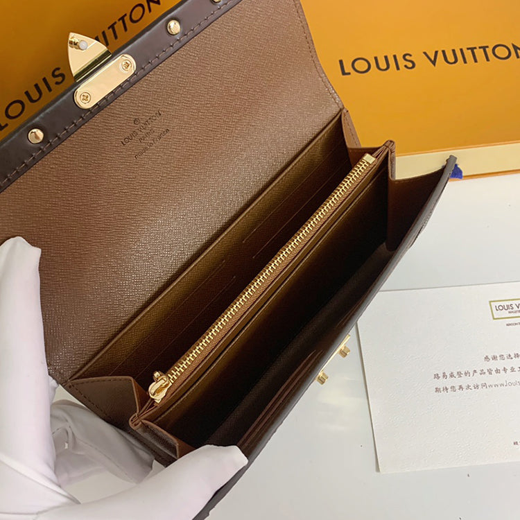 AE10BDE Stylish leather wallets