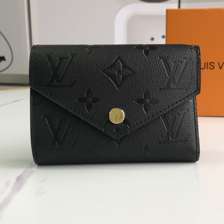 1E13BDE Stylish leather wallets