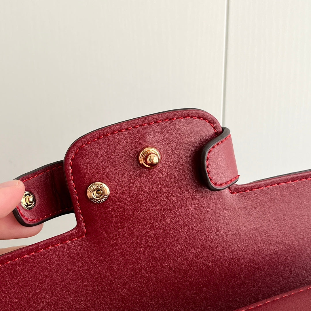 1XB55BDE Stylish leather bag