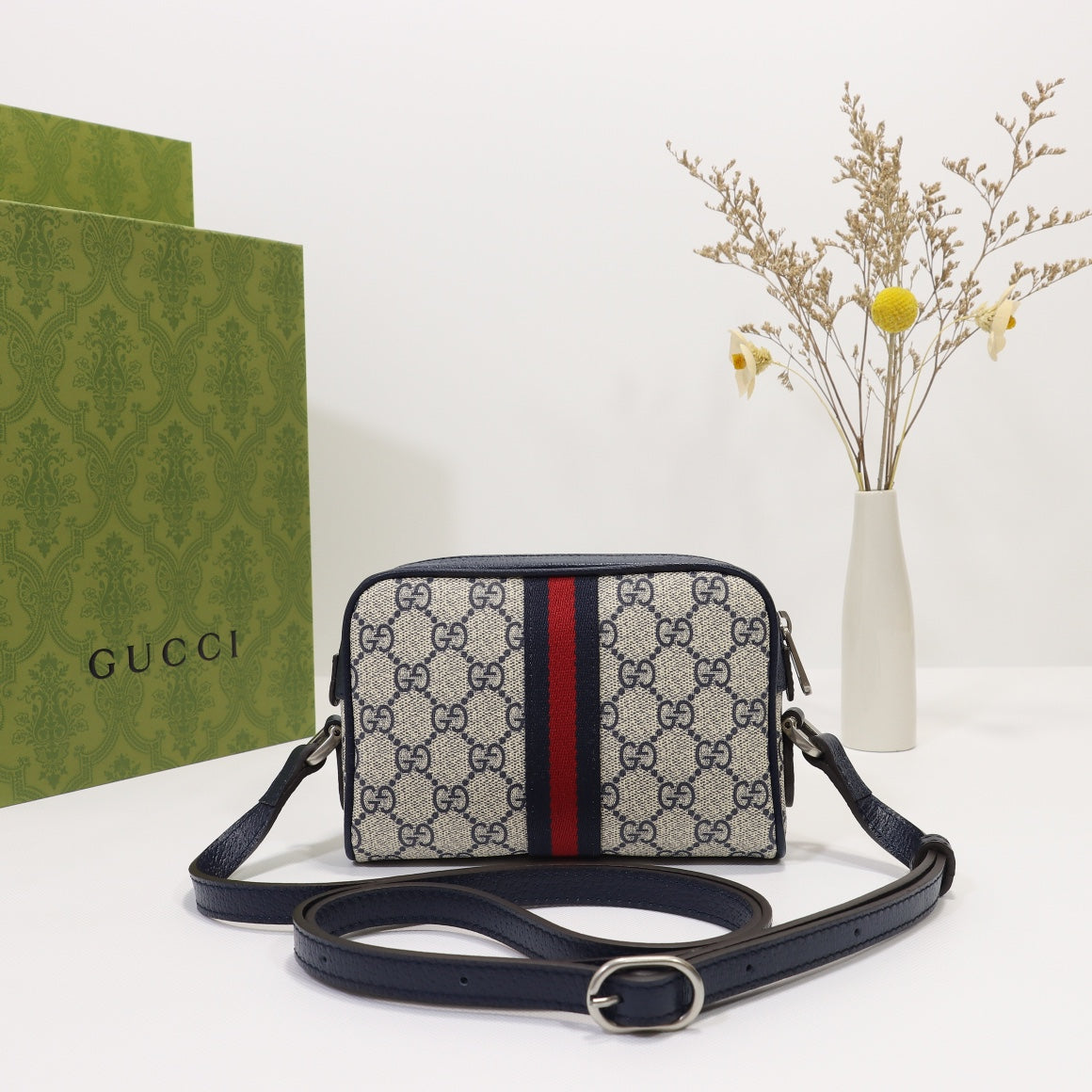 XB18BDE Stylish leather bag 