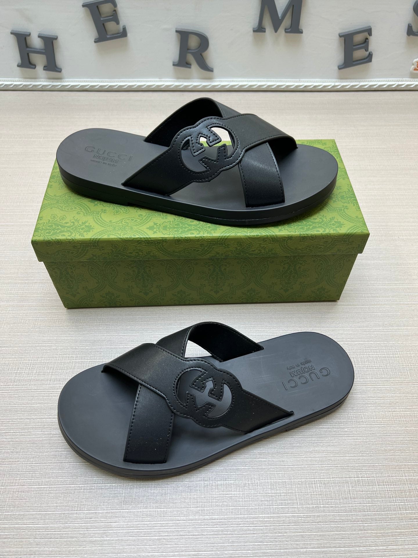 54B12ZDE Stylish slippers