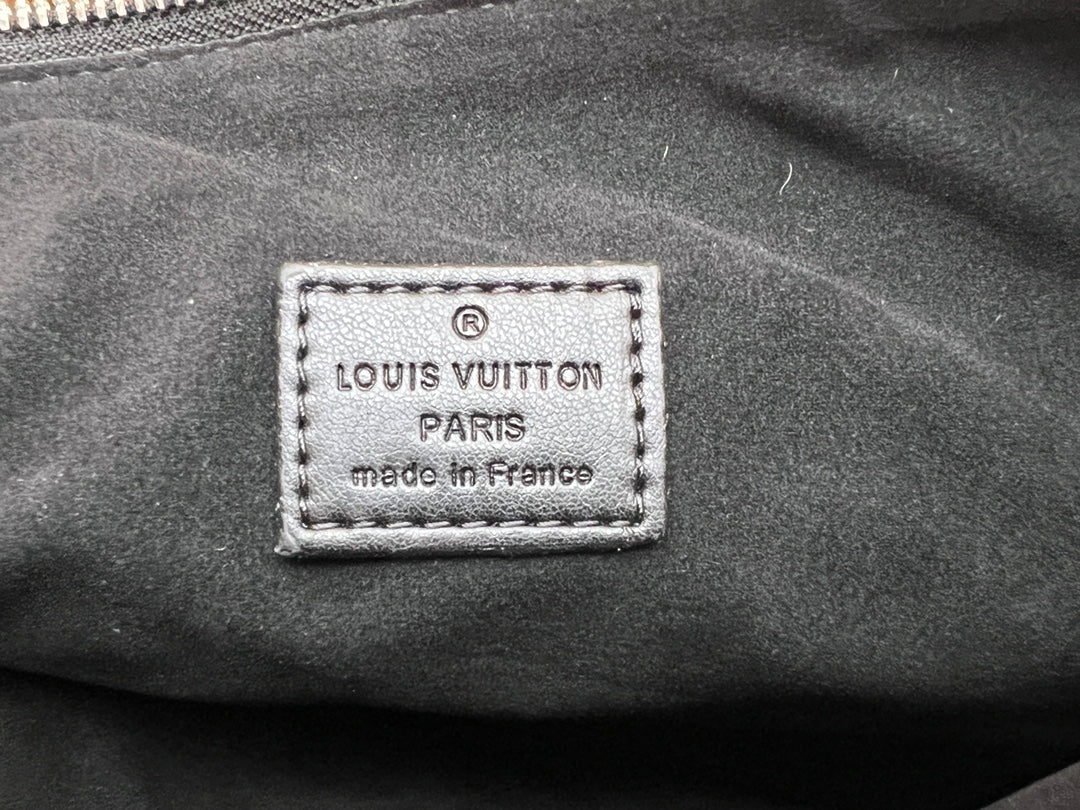 1XE181BDE Stylish leather bag 