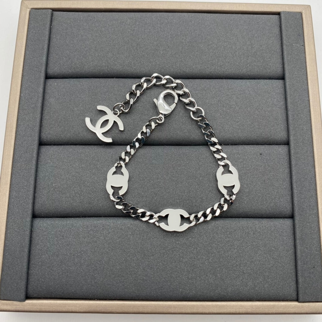 1NC81XDE Stylish  necklace bracelet