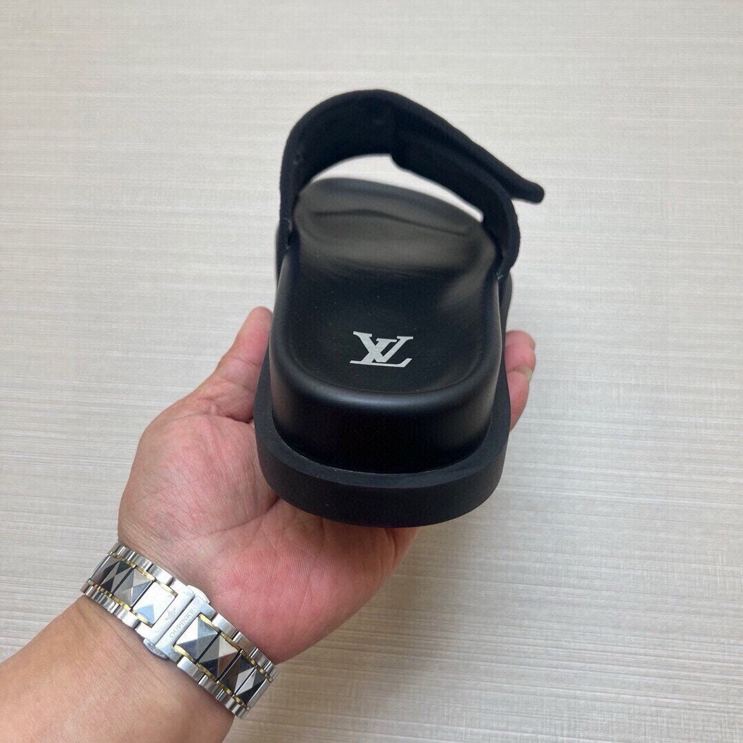 5LE210ZDE Stylish Slippers