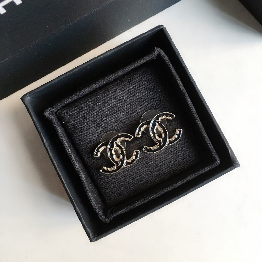 1YC308EDE Stylish Earrings