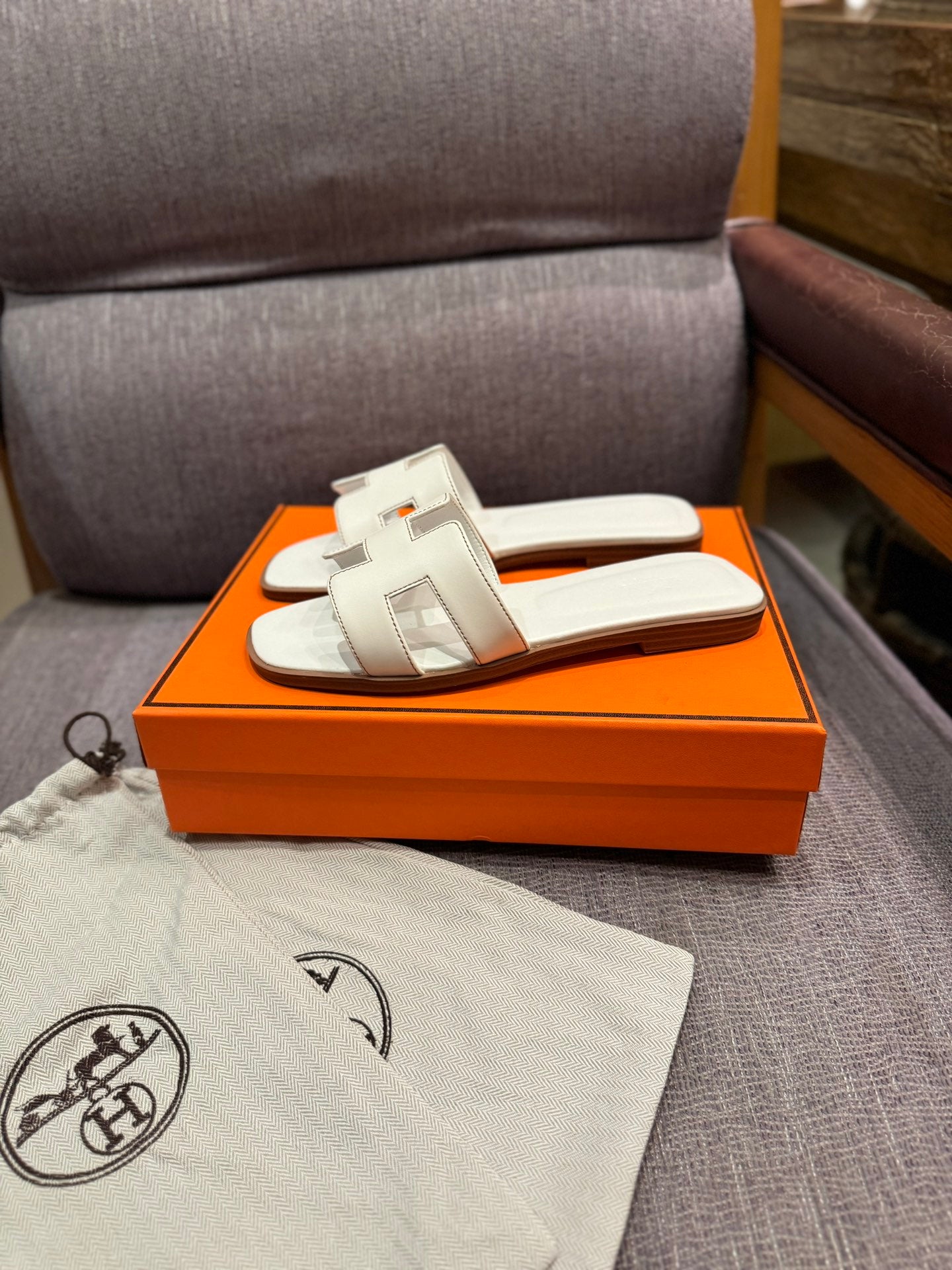 155ZH309ZDE Stylish Slippers