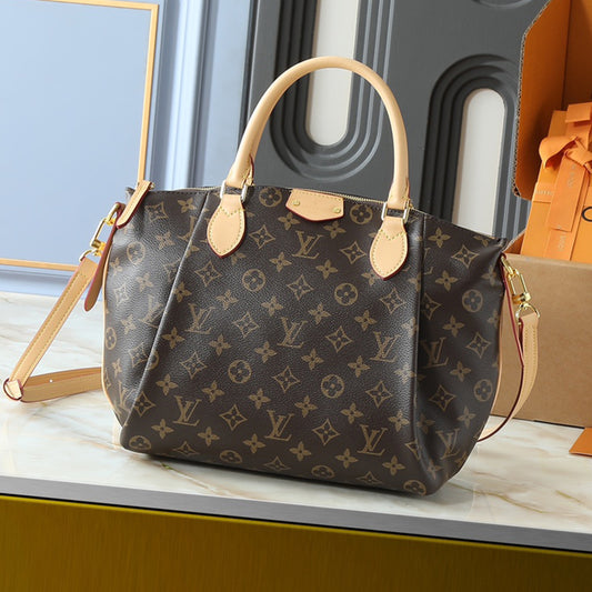 15RE53BDE Stylish  leather bag
