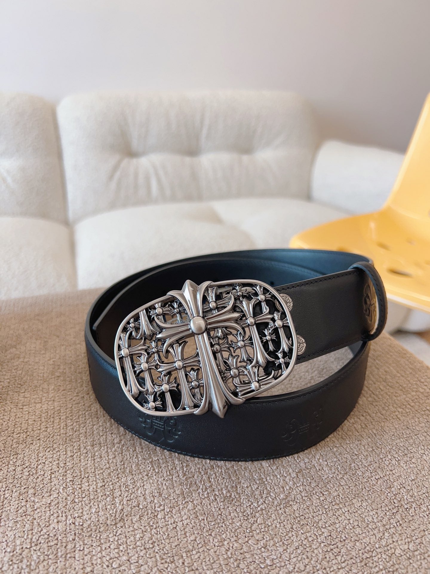 255RA16PDE Stylish High quality belt With full package