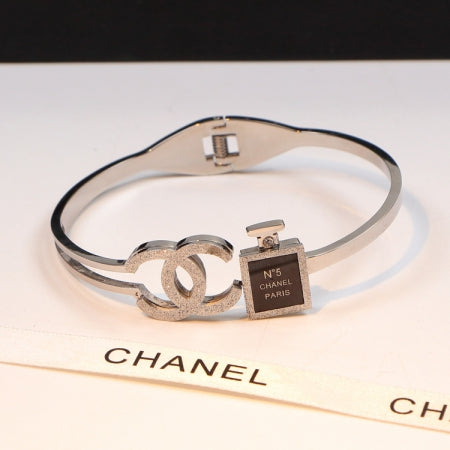 BC65KDE Stylish Bracelets