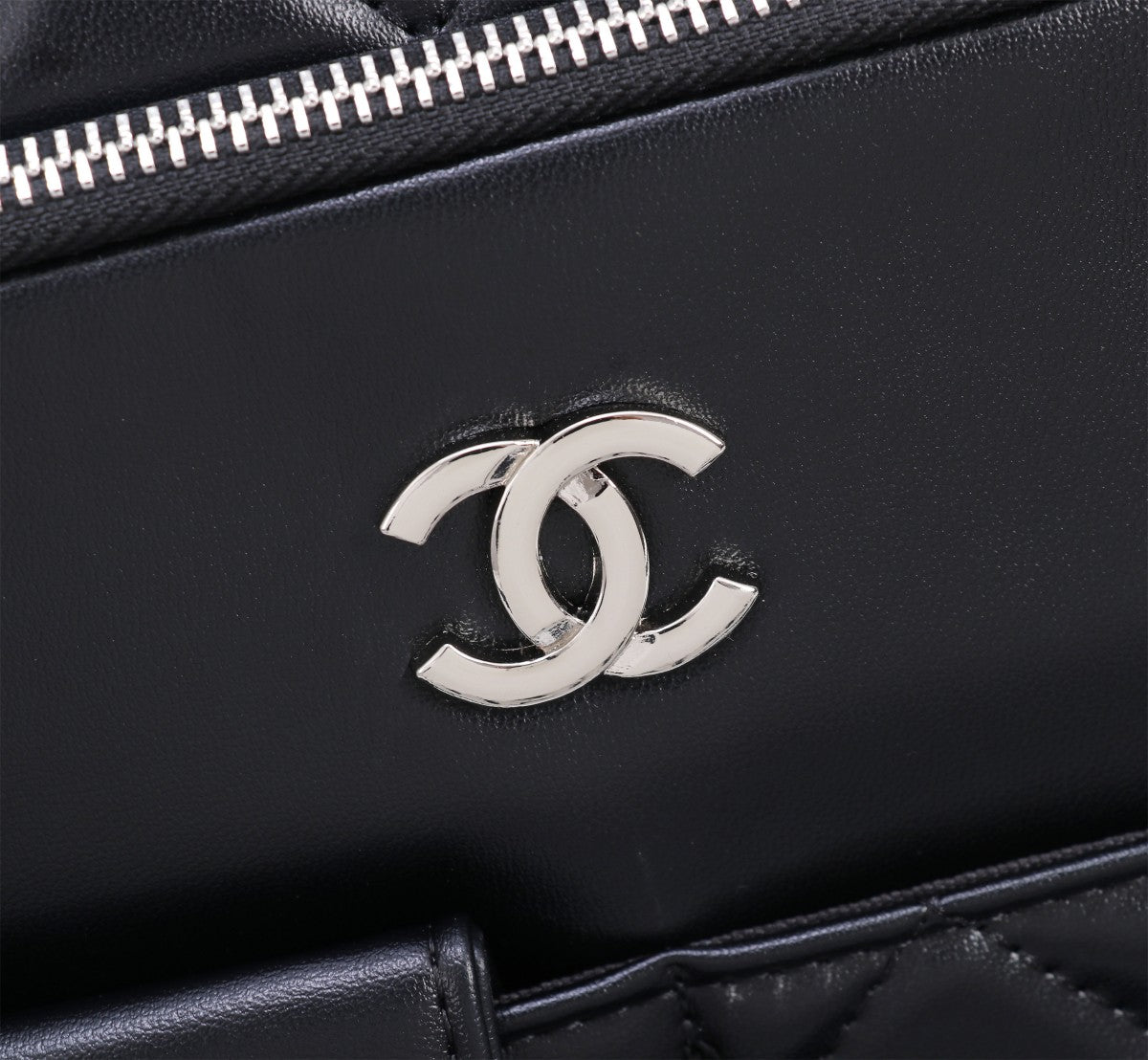 2XC474BDE Stylish leather bag