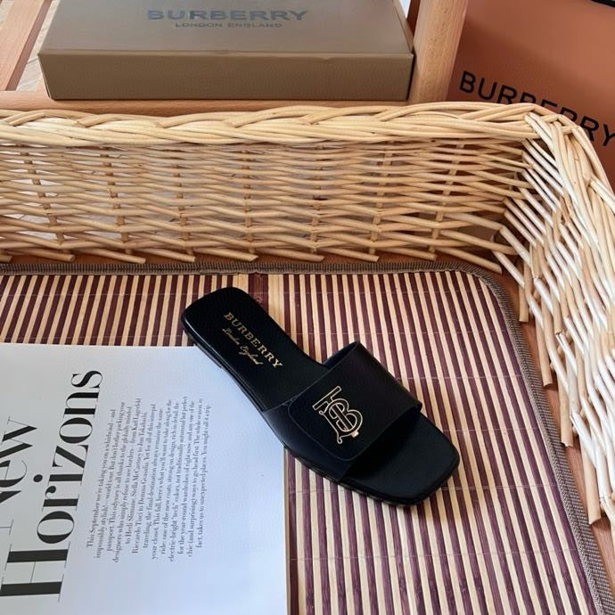 14R188ZDE Stylish Slippers