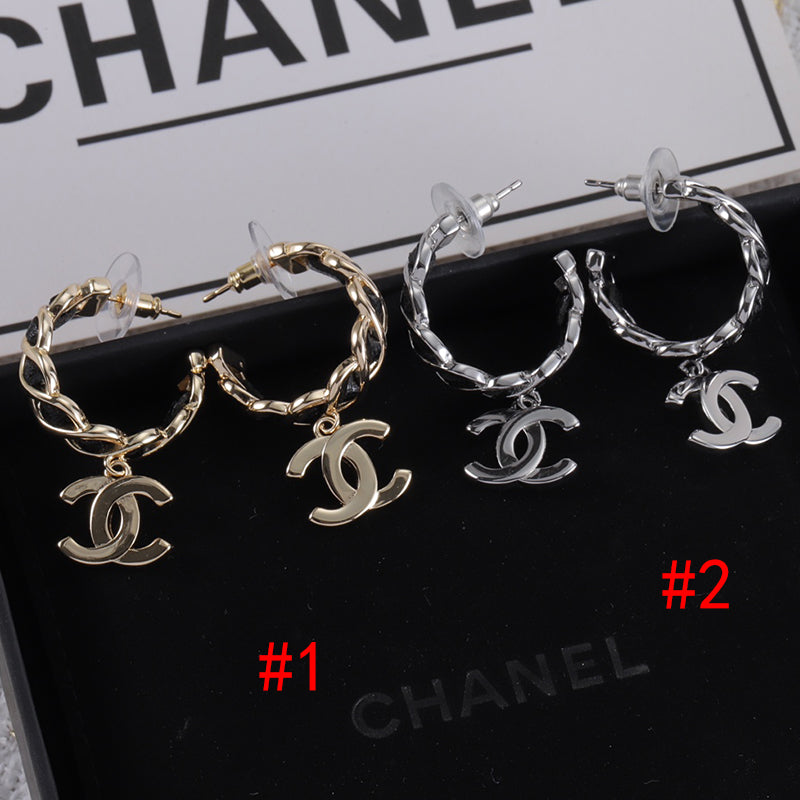 14C687EDE Stylish  Earrings
