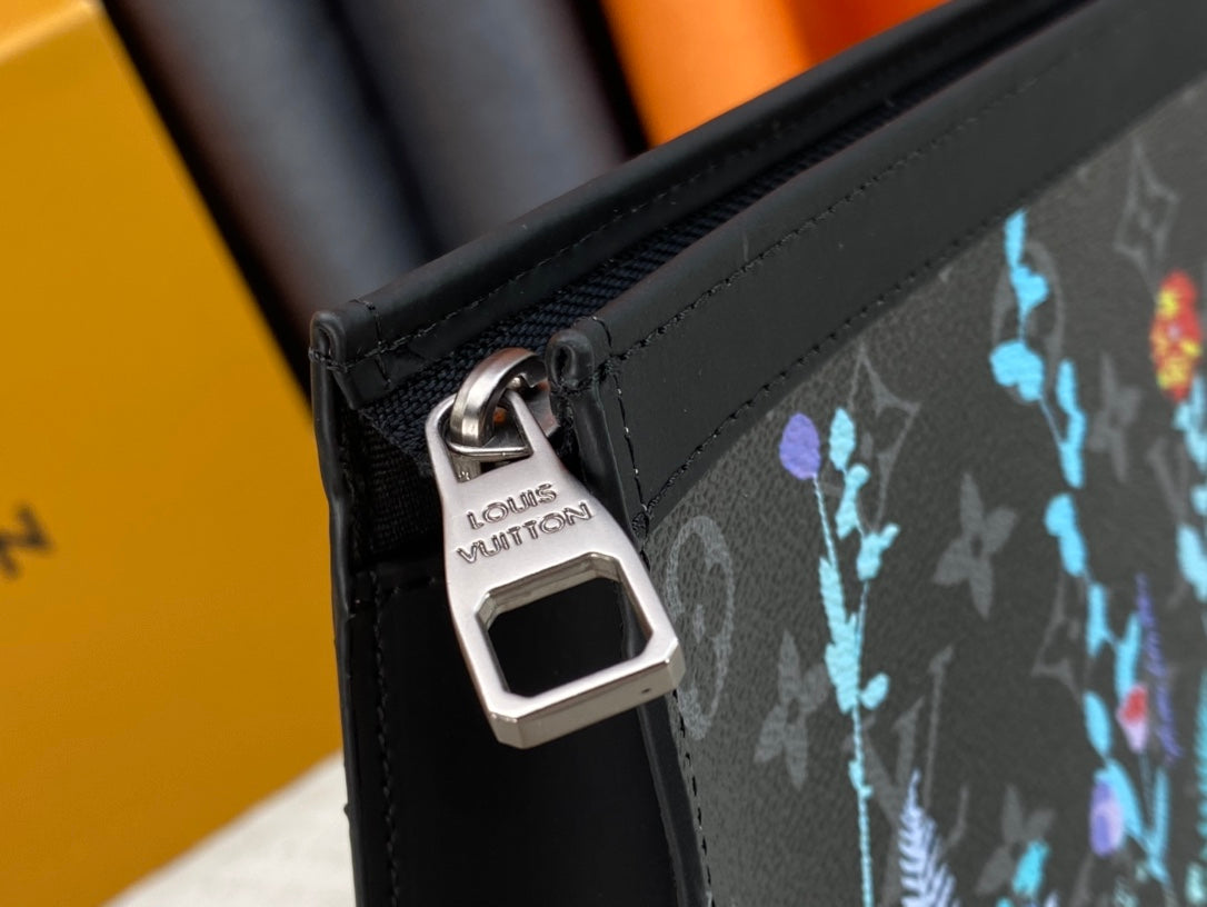 1XE386BDE Stylish leather bag