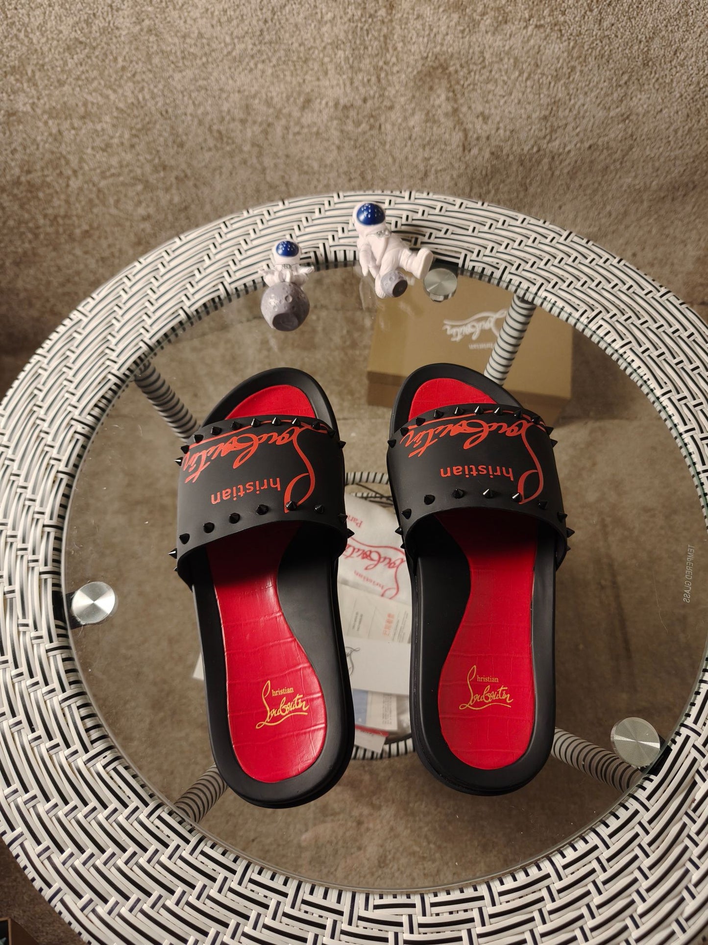 J4A16ZDE Stylish Slippers