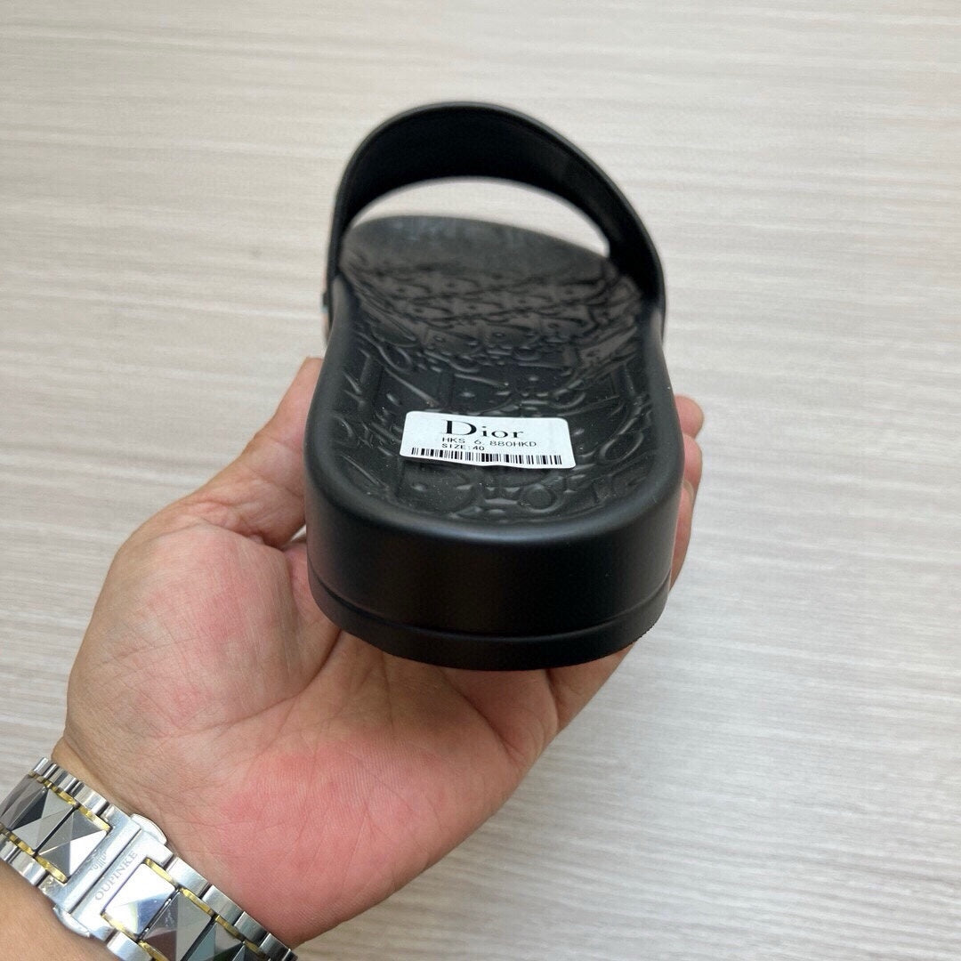 5LD214ZDE Stylish Slippers