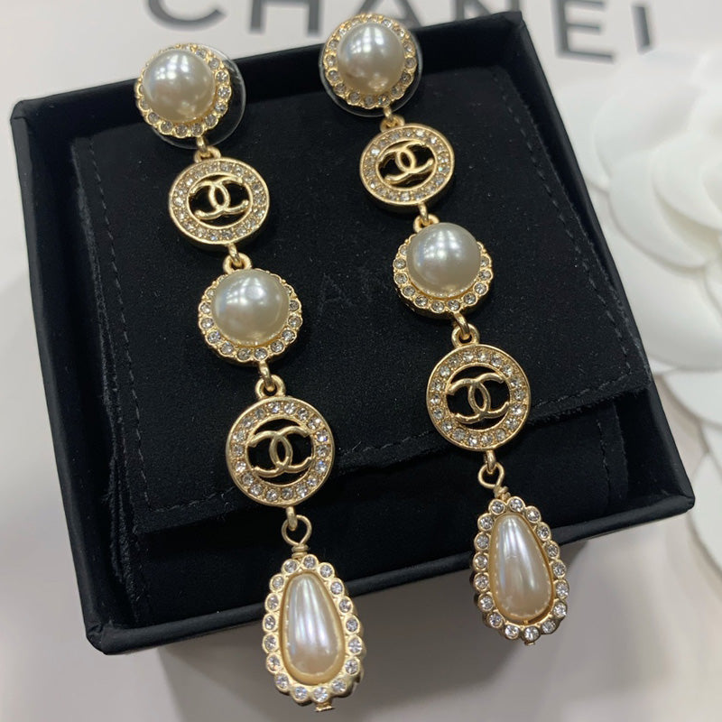 1YC108EDE Stylish Earrings